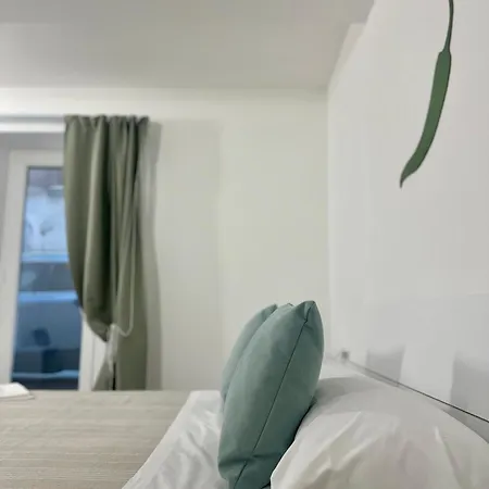 Chez-nous By Bonsai *