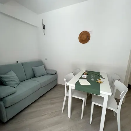 Chez-nous By Bonsai * Tropea