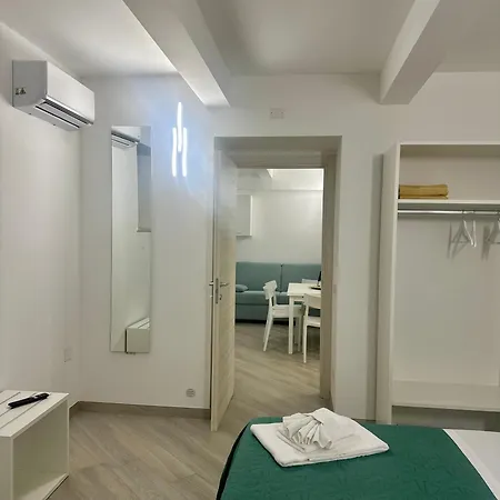 Chez-nous By Bonsai *