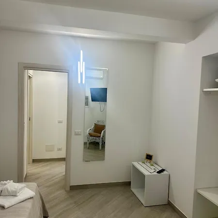 Chez-nous By Bonsai *