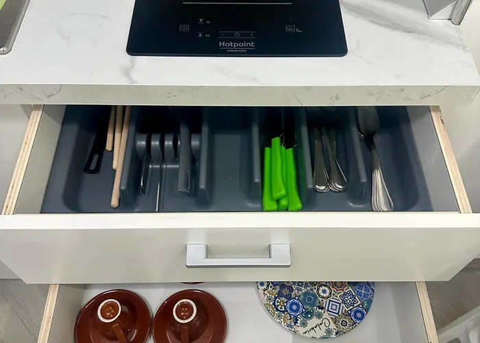 Chez-nous By Bonsai *