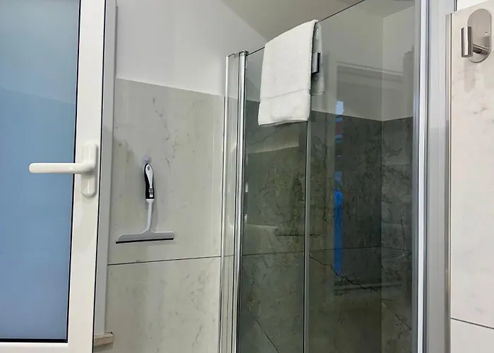 Chez-nous By Bonsai *